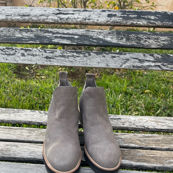 Eileen Fisher grey Nubuck wedge heel booties women’s size 6.5 - Picture 7 of 9
